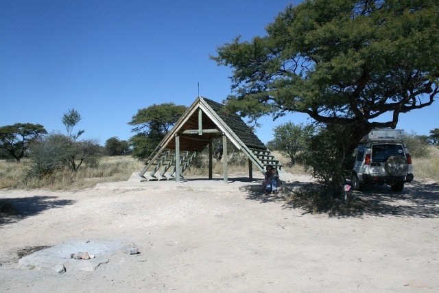 w150903_18271_bosobogolo-camp-2-ktbos02-shade-shelter_ktbos02-campsite